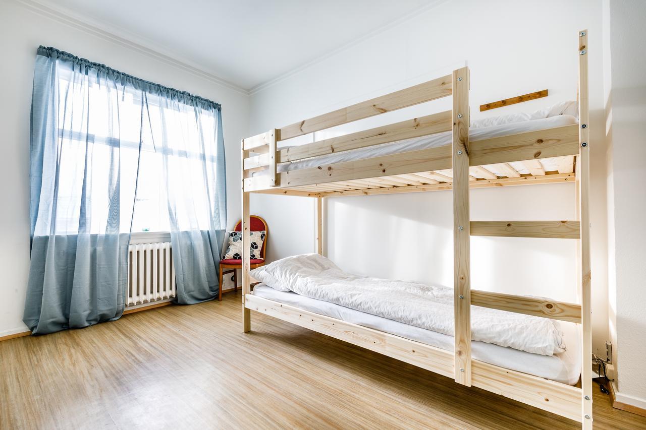 Riverside Hostel Блондуос Екстериор снимка