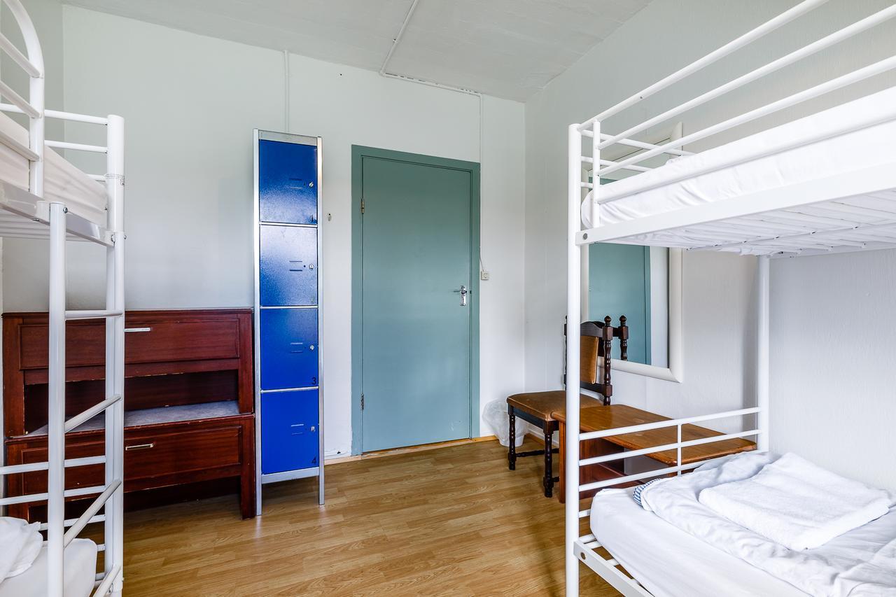 Riverside Hostel Блондуос Екстериор снимка